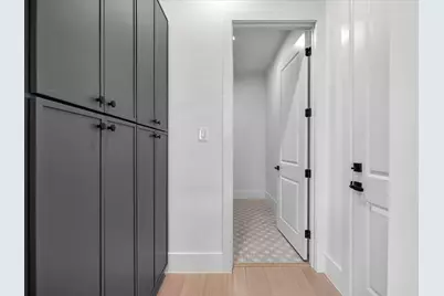 811 Woodstock Street, Bellaire, TX 77401 - Photo 37