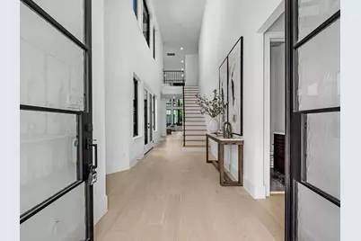 811 Woodstock Street, Bellaire, TX 77401 - Photo 5