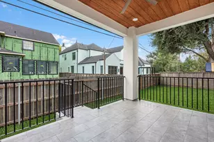 811 Woodstock St, Bellaire, TX 77401 - Photo 41