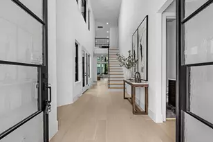 811 Woodstock St, Bellaire, TX 77401 - Photo 1