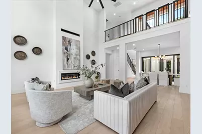 811 Woodstock Street, Bellaire, TX 77401 - Photo 15