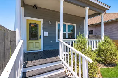 2912 Avenue N 1/2, Galveston, TX 77550 - Photo 3