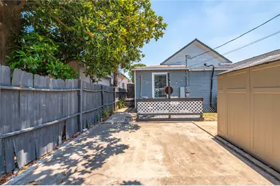 2912 Avenue N 1/2, Galveston, TX 77550 - Photo 33