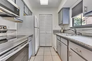 5000 Milwee St, Houston, TX 77092 - Photo 9
