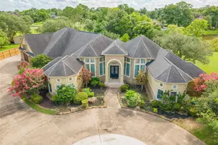 101 Rosewood St, Lake Jackson, TX 77566 - Photo 9