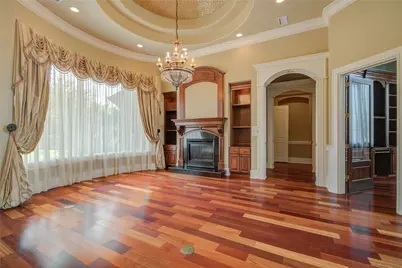 101 Rosewood Street, Lake Jackson, TX 77566 - Photo 3