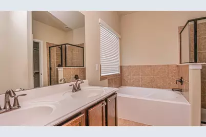 19631 Green Oasis Court, Katy, TX 77449 - Photo 11