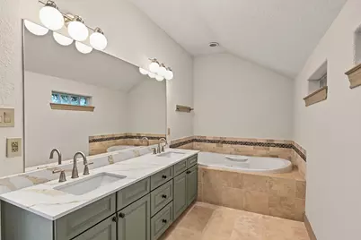 2124 Harold Street #A, Houston, TX 77098 - Photo 17