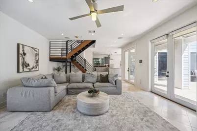 427 W 27th Street, Houston, TX 77008 - Photo 11