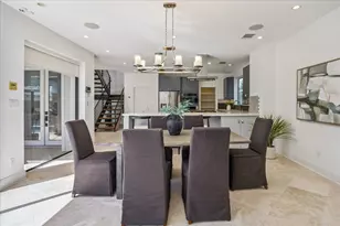 427 W 27th St, Houston, TX 77008 - Photo 5