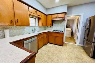 1410 Walton St, Houston, TX 77009 - Photo 7