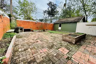 1410 Walton St, Houston, TX 77009 - Photo 17