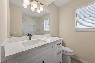6038 Greenmont Drive, Houston, TX 77092 - Photo 27