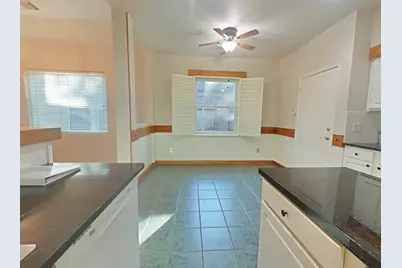 42 Tranquil Glade Place, The Woodlands, TX 77381 - Photo 9