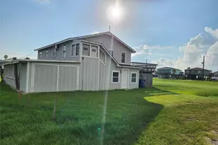 522 Surf Dr, Surfside Beach, TX 77541 - Photo 1