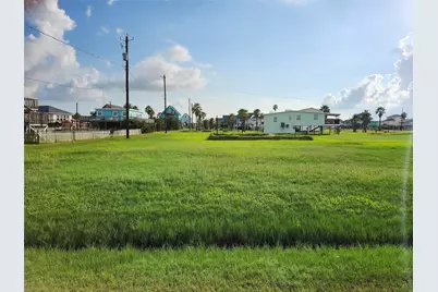 522 Surf Drive, Surfside Beach, TX 77541 - Photo 17