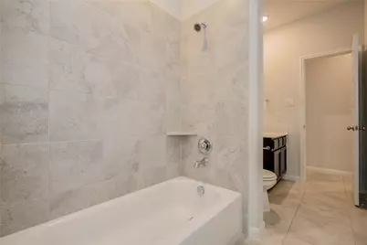 2425 Temple Crag Drive, Rosharon, TX 77583 - Photo 31