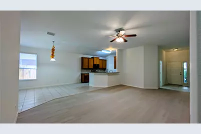 6139 Starbrook Creek Drive, Katy, TX 77494 - Photo 9