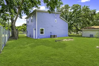 210 Bay Haven Blvd, Livingston, TX 77351 - Photo 29