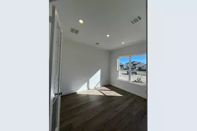 26318 Snowpeak Avenue, Katy, TX 77493 - Photo 9