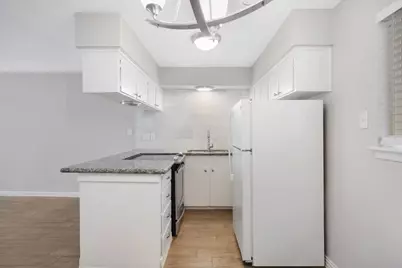 1016 E 7th Street #4, Houston, TX 77009 - Photo 5