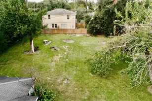 4753 Mallow St, Houston, TX 77033 - Photo 5