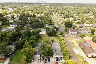 4753 Mallow St, Houston, TX 77033 - Photo 1