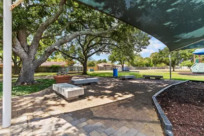 2785 Pinewood Drive, League City, TX 77573 - Photo 37