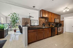 2785 Pinewood Dr, League City, TX 77573 - Photo 13