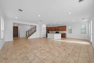 611 Ash Mill Drive, Houston, TX 77090 - Photo 7