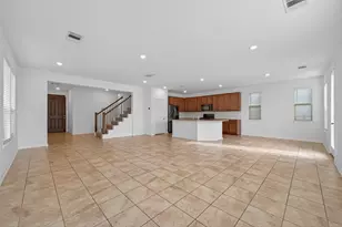 611 Ash Mill Dr, Houston, TX 77090 - Photo 7