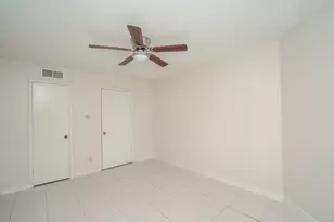 9700 Leawood Blvd, Houston, TX 77099 - Photo 23