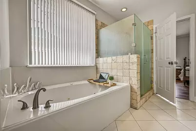 18 Falling Leaf Court, Friendswood, TX 77546 - Photo 25