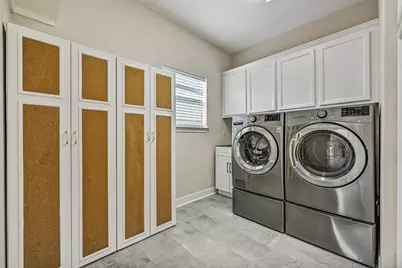 18 Falling Leaf Court, Friendswood, TX 77546 - Photo 21