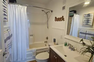 415 E Beach Dr, Galveston, TX 77550 - Photo 25