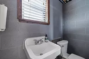 1703 Biovu Dr, Galveston, TX 77551 - Photo 47