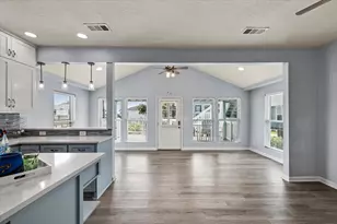 1703 Biovu Dr, Galveston, TX 77551 - Photo 17