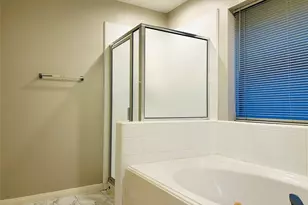1404 Helmsley Dr, Rosenberg, TX 77471 - Photo 17