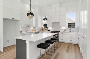 949 Blackshire Ln, Houston, TX 77055 - Photo 25