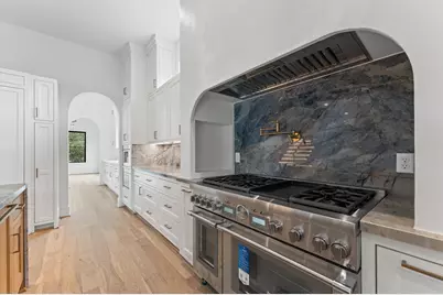 316 W 30th Street, Houston, TX 77018 - Photo 5