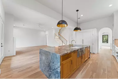 316 W 30th Street, Houston, TX 77018 - Photo 7