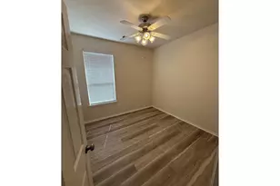 8938 Headstall Dr, Tomball, TX 77375 - Photo 9