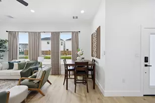 8902 Knoll Leaf Dr, Houston, TX 77080 - Photo 5