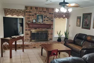 8111 Meadville St, Houston, TX 77061 - Photo 5