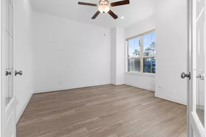 1215 Tallow Park Lane, Pinehurst, TX 77362 - Photo 9