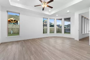 1215 Tallow Park Ln, Pinehurst, TX 77362 - Photo 15