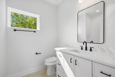 114 S Carroll Street, Houston, TX 77571 - Photo 17