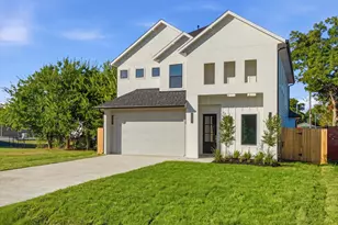 114 S Carroll St, La Porte, TX 77571 - Photo 1