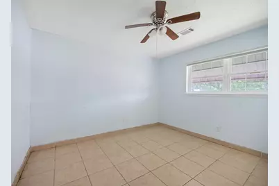 11707 N Nottingham Circle, Houston, TX 77071 - Photo 25