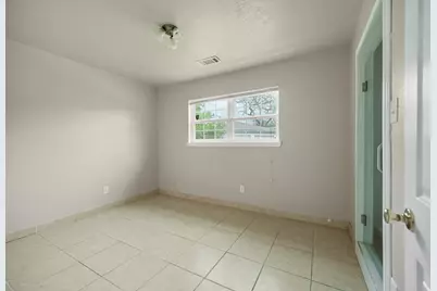 11707 N Nottingham Circle, Houston, TX 77071 - Photo 21